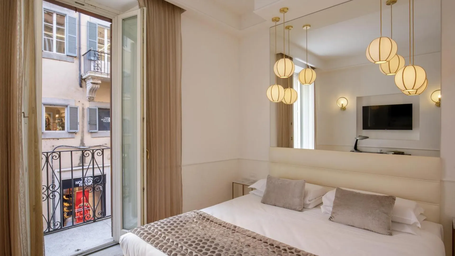 Relais Luxury Corso Hotel Roma 2*,