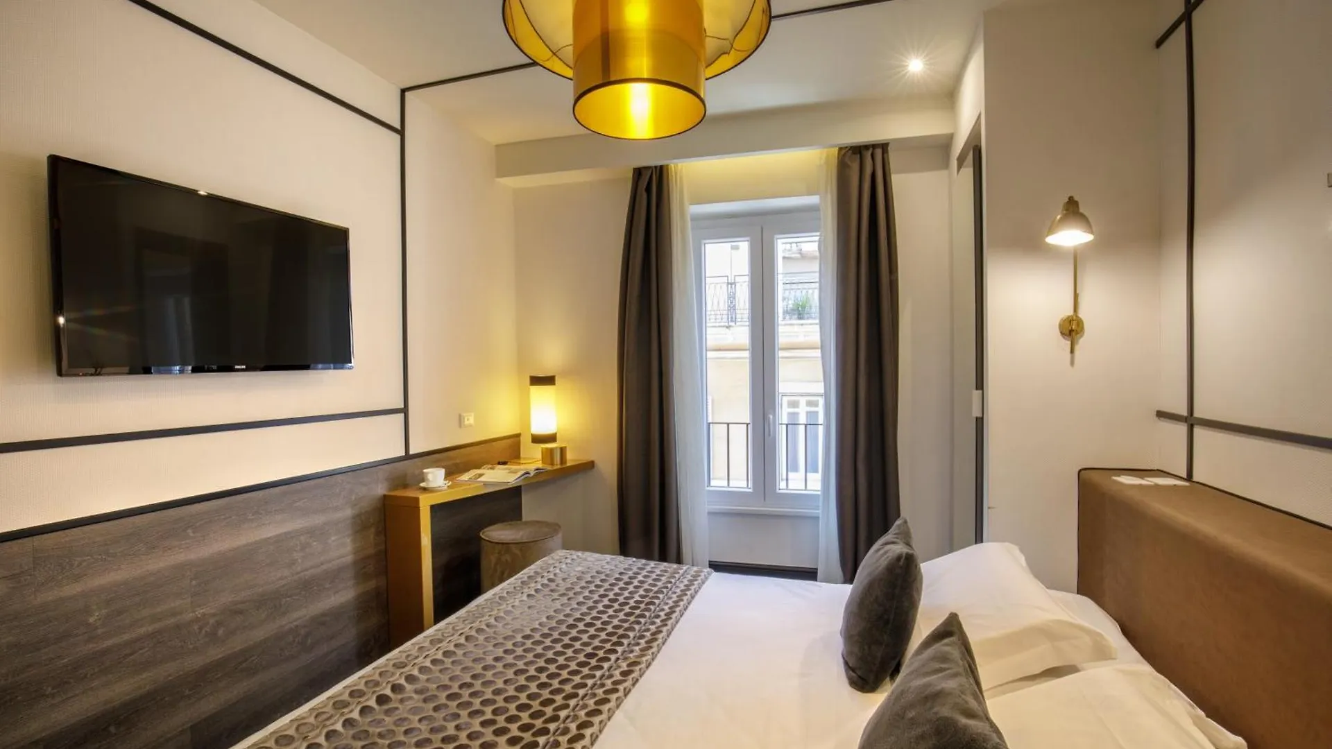 Relais Luxury Corso Hotel Roma 2*,