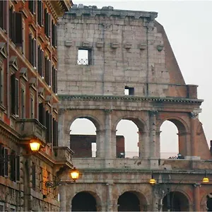 Apartment Colosseum Street, Rome