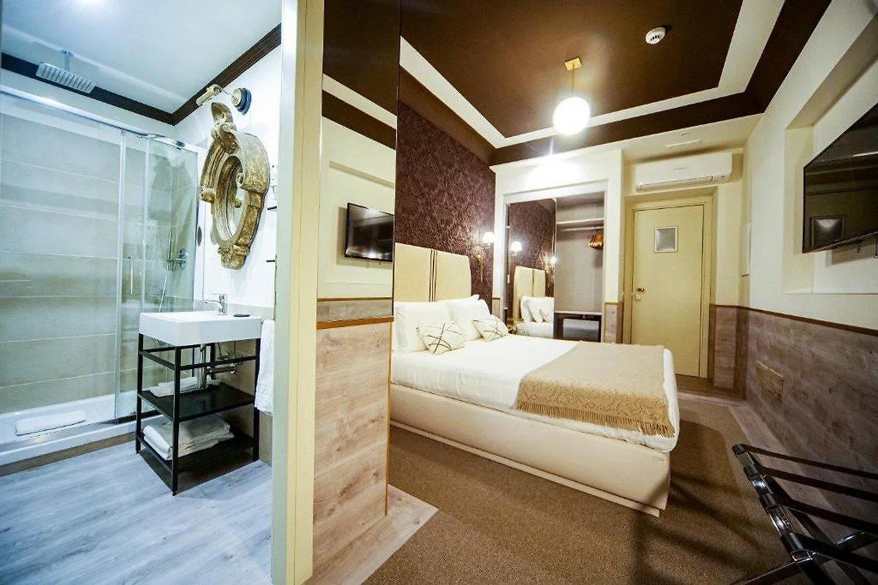 Relais Luxury Corso Hotel Rome Guest house
